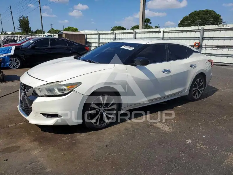 2018 Nissan MAXIMA photo