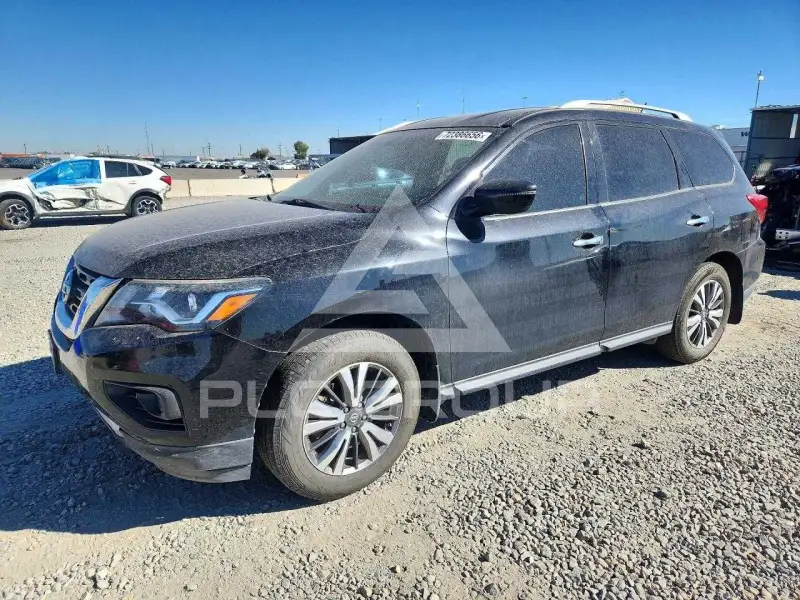 2018 Nissan PATHFINDER photo