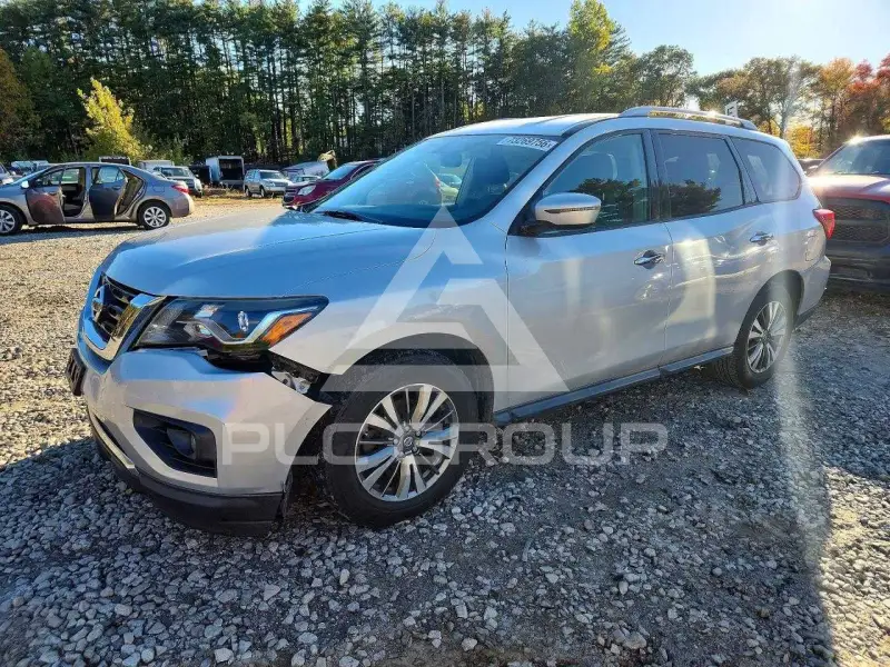 2018 Nissan PATHFINDER photo