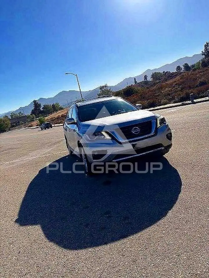 2018 Nissan PATHFINDER photo