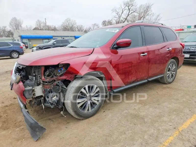2018 Nissan PATHFINDER photo