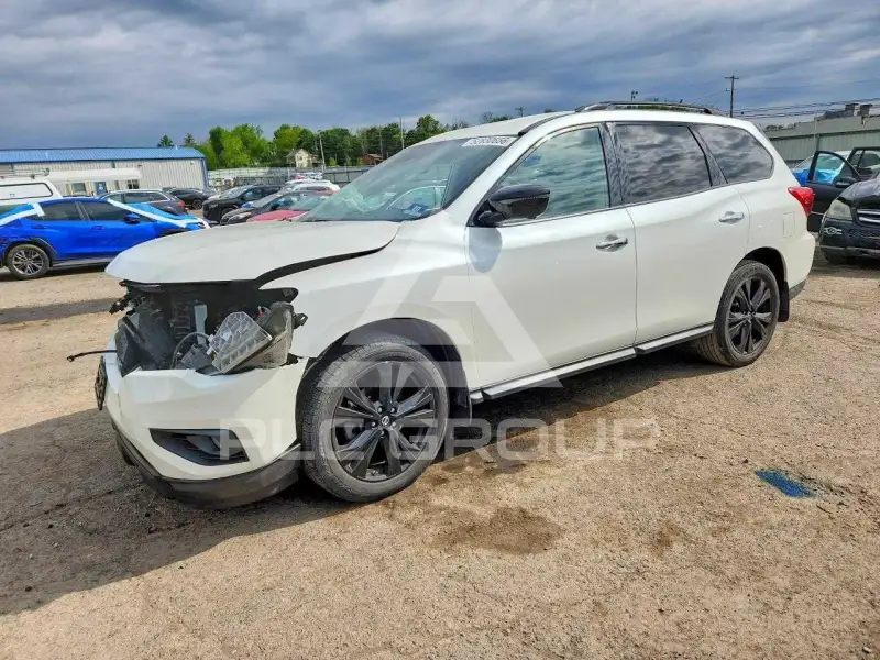 2018 Nissan PATHFINDER photo