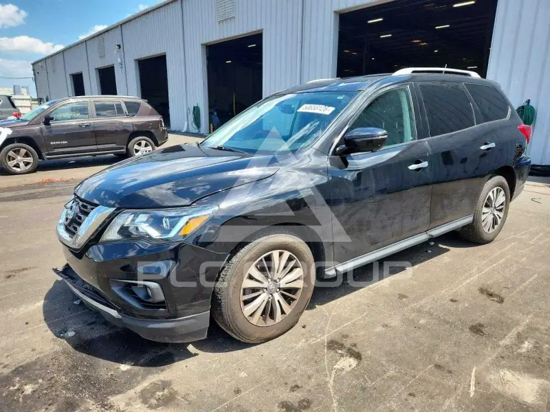 2018 Nissan PATHFINDER photo