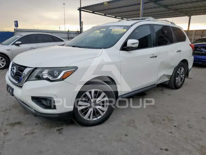 2018 Nissan PATHFINDER photo