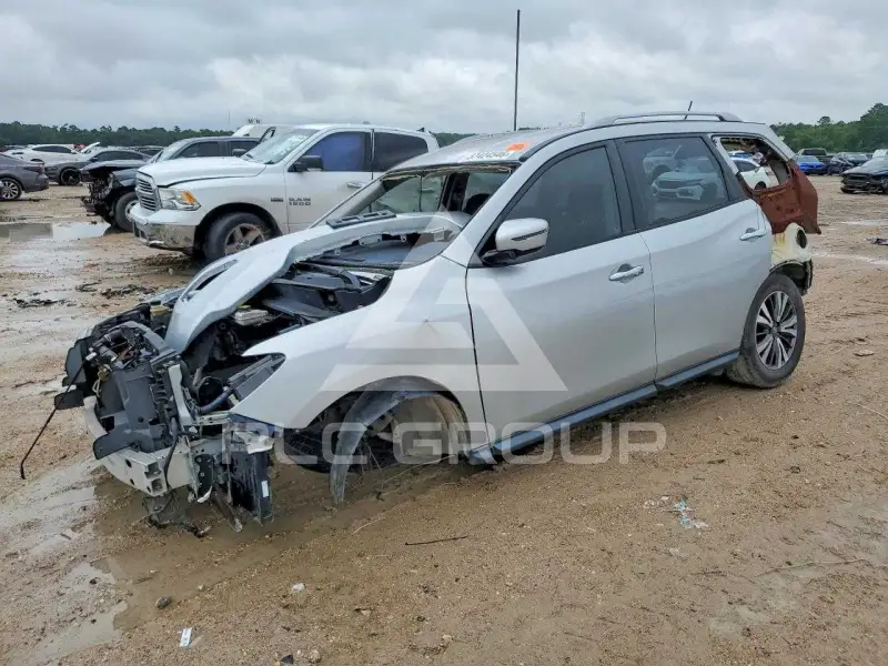 2018 Nissan PATHFINDER фото