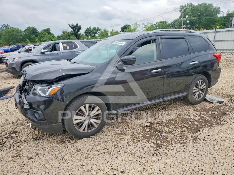 2018 Nissan PATHFINDER photo