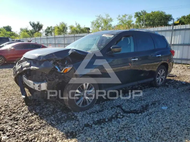 2018 Nissan PATHFINDER photo
