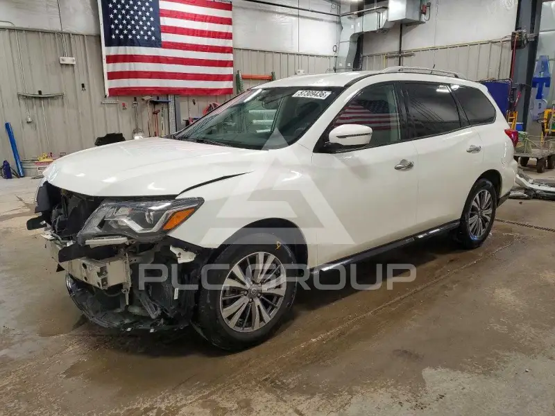 2018 Nissan PATHFINDER photo