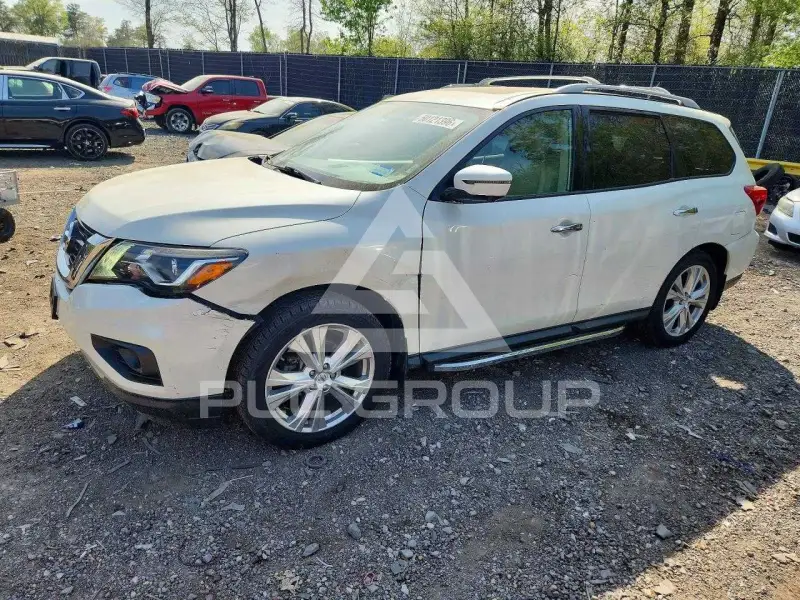 2018 Nissan PATHFINDER photo