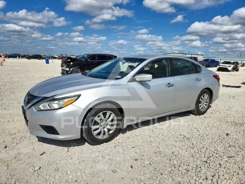 2018 Nissan ALTIMA фото