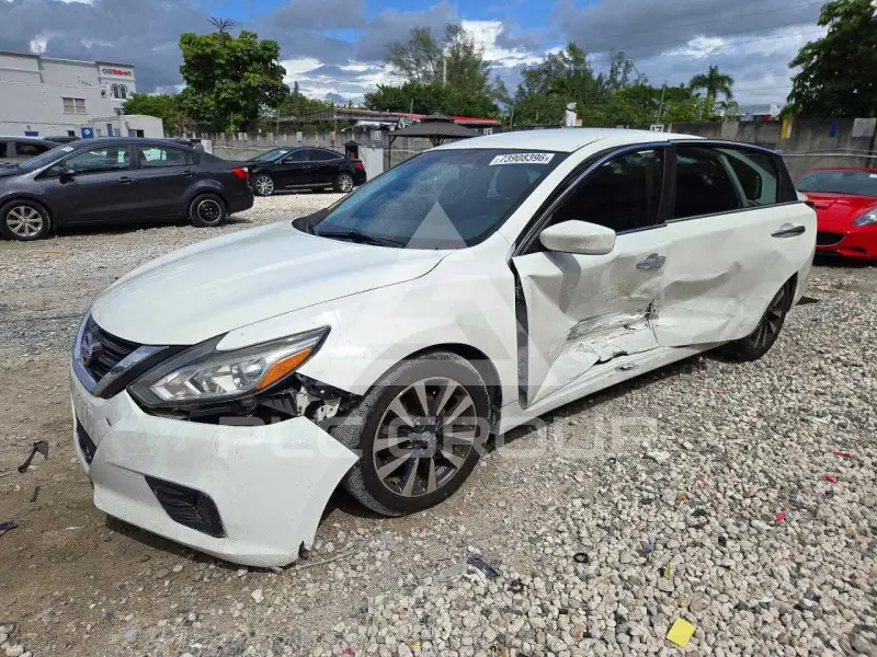 2018 Nissan ALTIMA photo