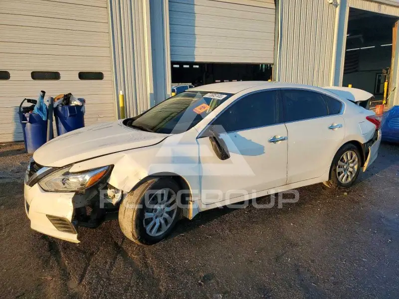 2018 Nissan ALTIMA photo