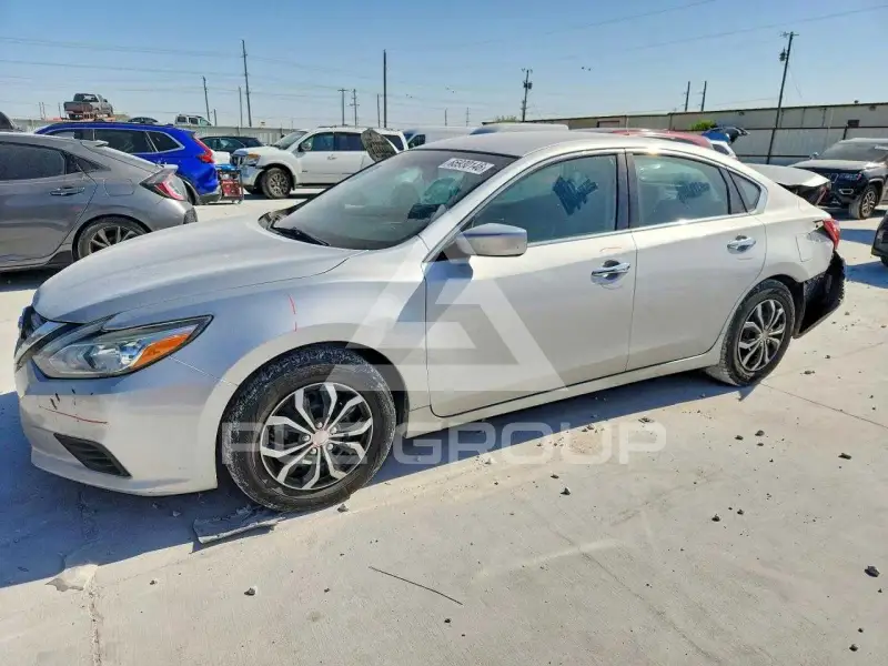 2018 Nissan ALTIMA photo