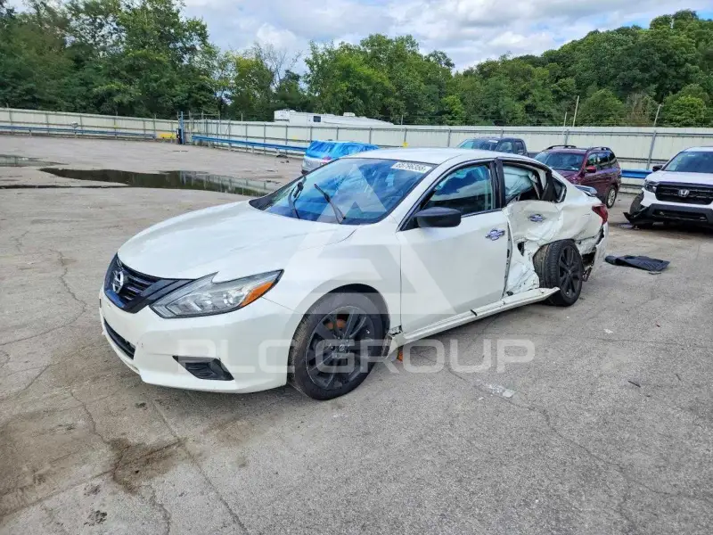 2018 Nissan ALTIMA фото