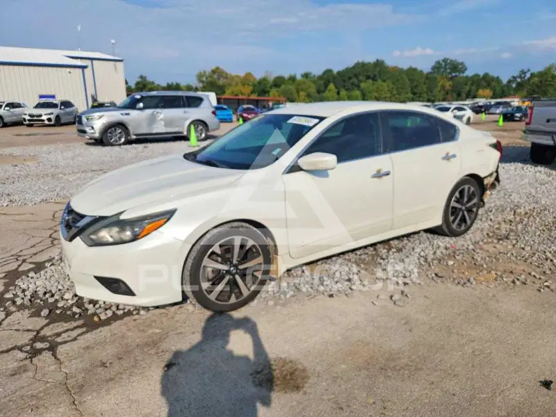 2018 Nissan ALTIMA фото