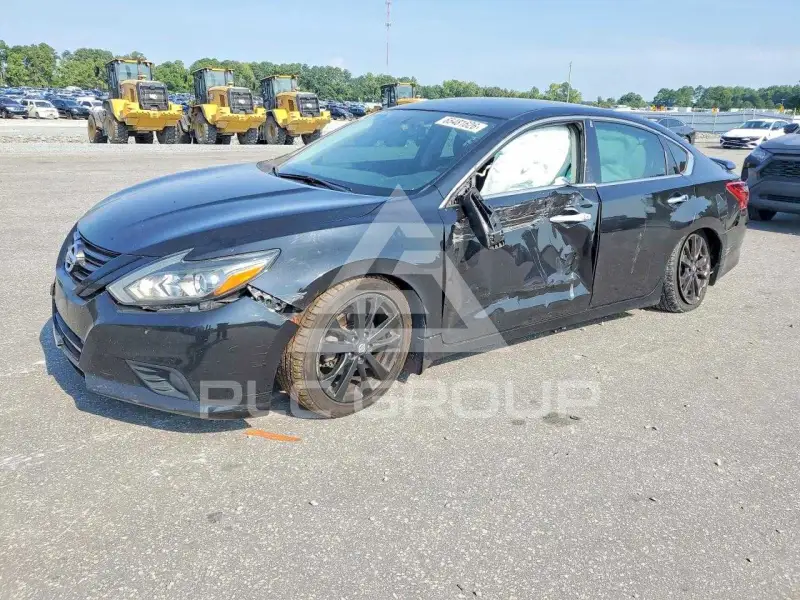 2018 Nissan ALTIMA фото