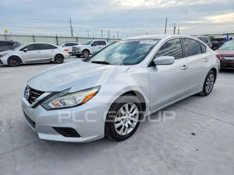 2018 Nissan ALTIMA фото