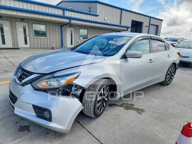 2018 Nissan ALTIMA photo
