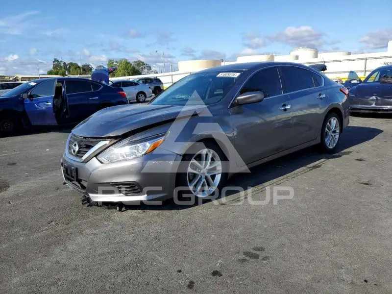 2018 Nissan ALTIMA фото