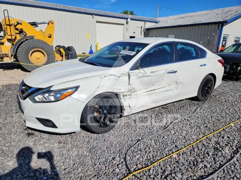 2018 Nissan ALTIMA photo