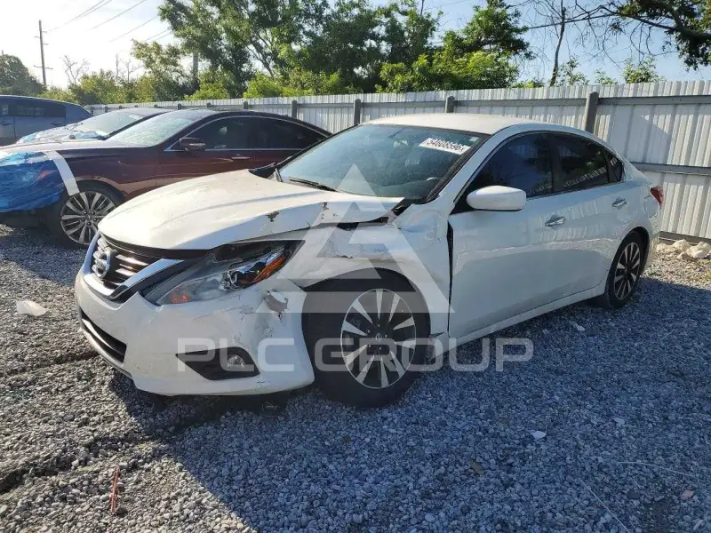 2018 Nissan ALTIMA фото
