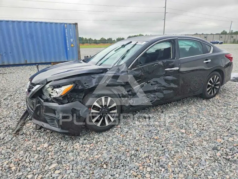2018 Nissan ALTIMA фото