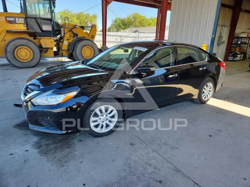 2018 Nissan ALTIMA photo