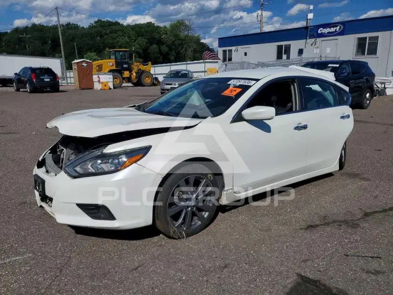 2018 Nissan ALTIMA фото