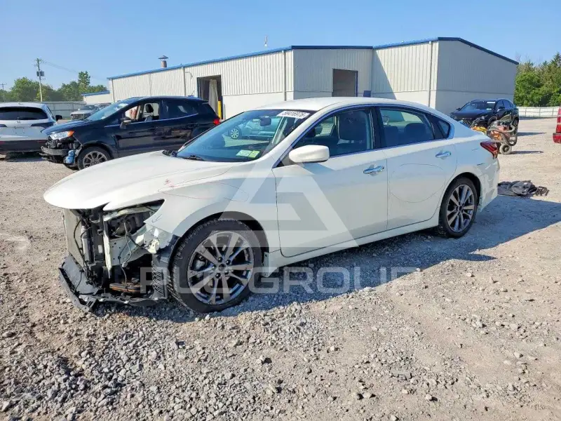 2018 Nissan ALTIMA photo