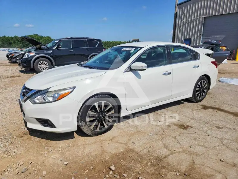 2018 Nissan ALTIMA фото
