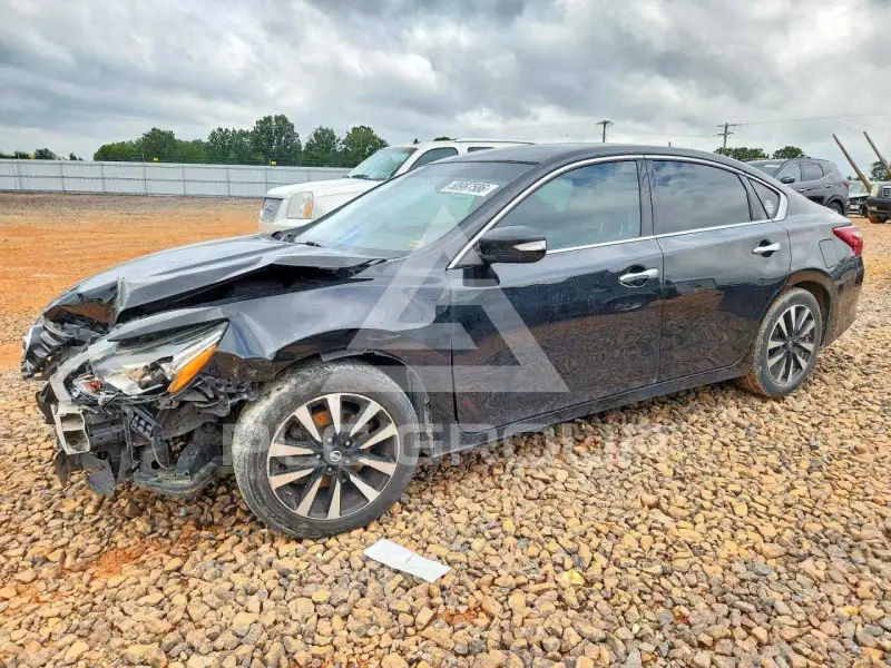2018 Nissan ALTIMA фото