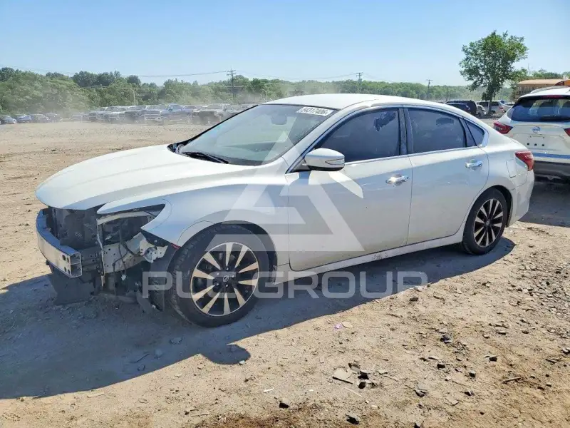 2018 Nissan ALTIMA фото