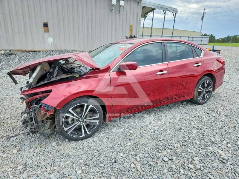 2018 Nissan ALTIMA фото