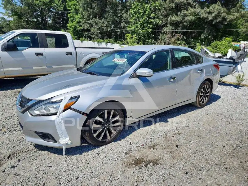 2018 Nissan ALTIMA фото