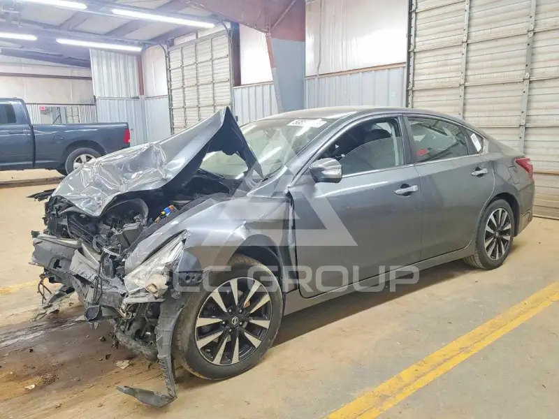 2018 Nissan ALTIMA фото