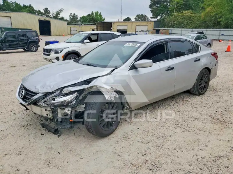 2018 Nissan ALTIMA фото