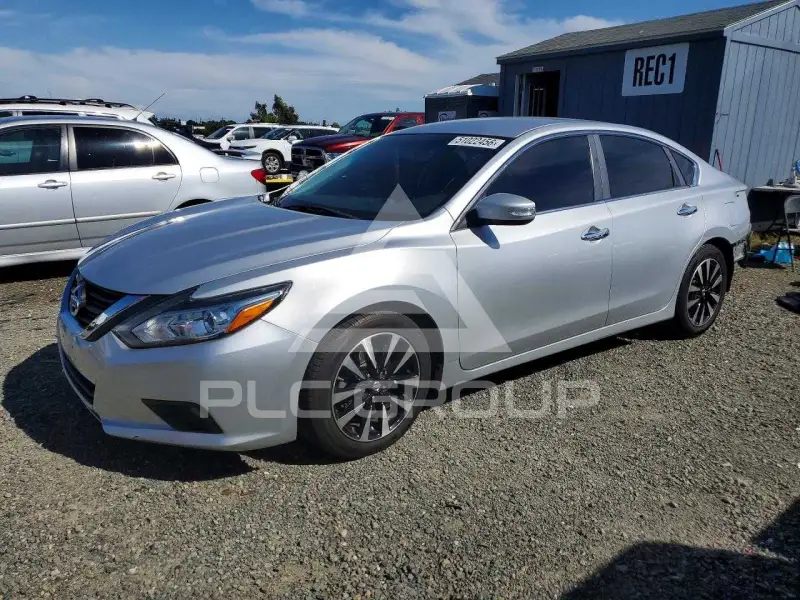 2018 Nissan ALTIMA фото