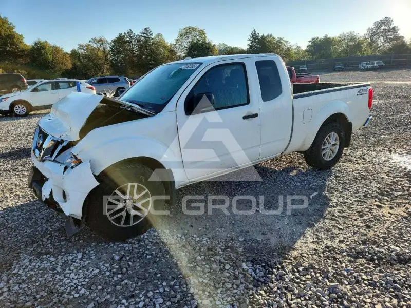 2018 Nissan FRONTIER photo