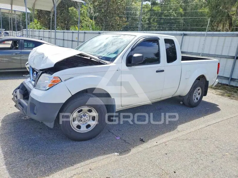 2018 Nissan FRONTIER photo