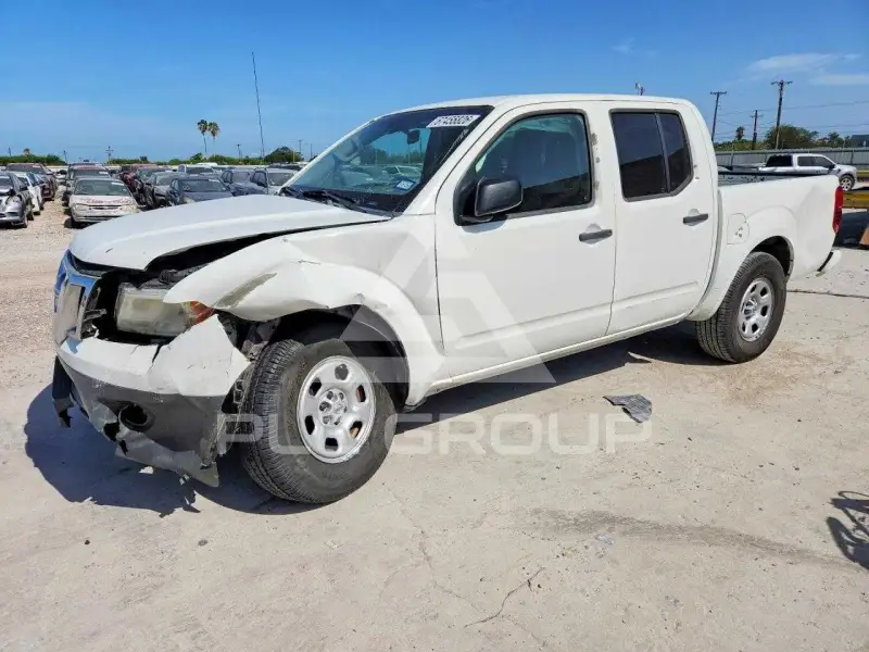 2018 Nissan FRONTIER photo