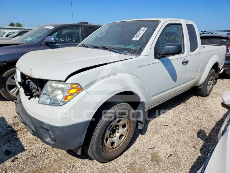 2018 Nissan FRONTIER photo