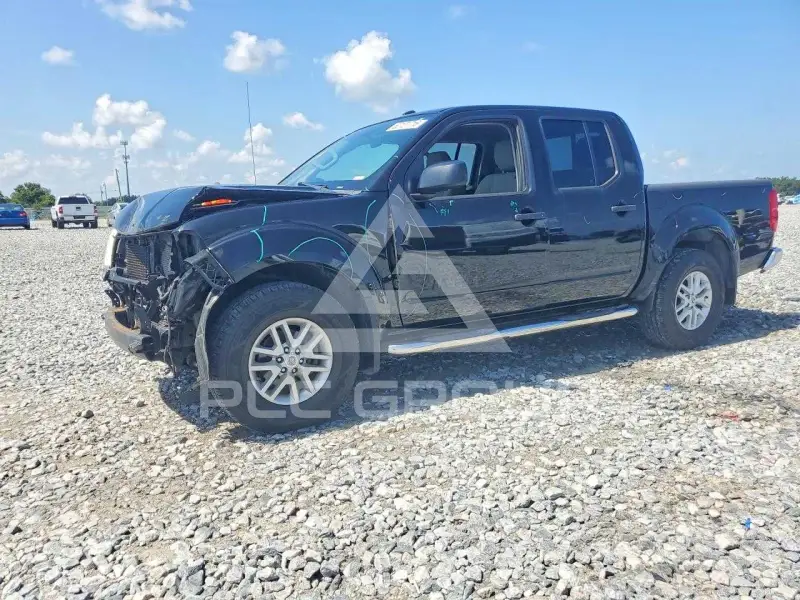 2018 Nissan FRONTIER photo