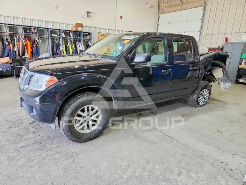 2018 Nissan FRONTIER photo