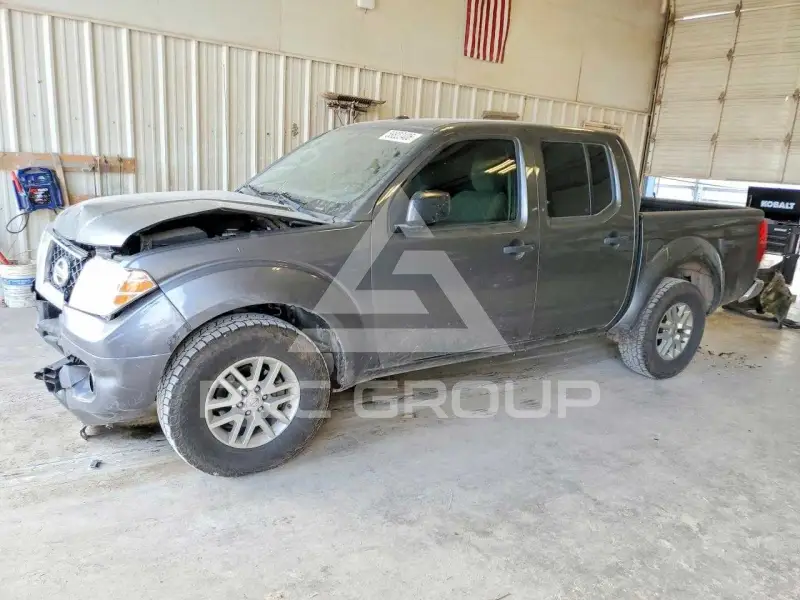 2018 Nissan FRONTIER photo