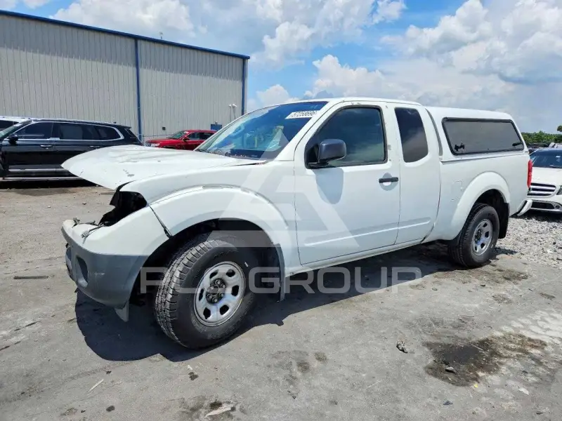 2018 Nissan FRONTIER photo