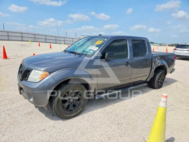 2018 Nissan FRONTIER photo
