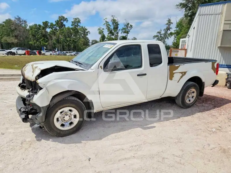 2018 Nissan FRONTIER фото
