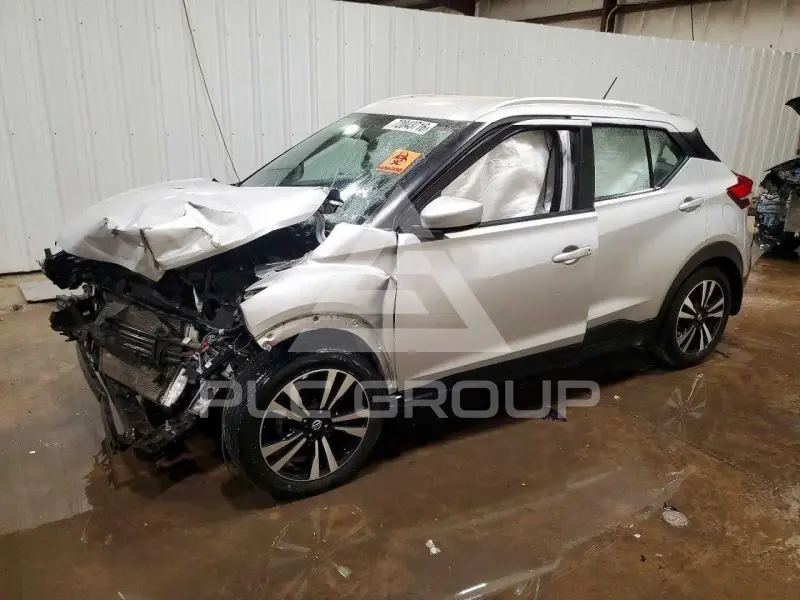 2018 Nissan KICKS photo