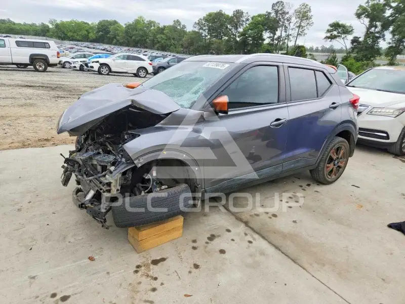 2018 Nissan KICKS photo