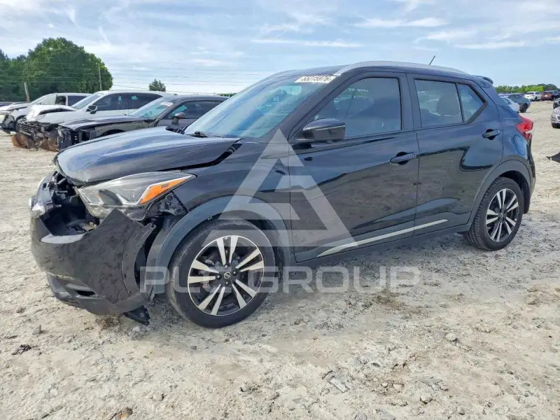 2018 Nissan KICKS photo